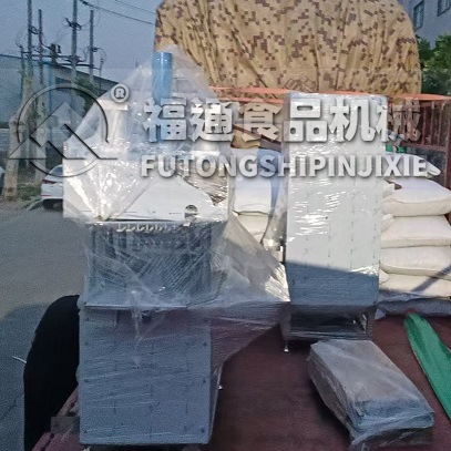 福建客户订购燕麦脆成型机一台